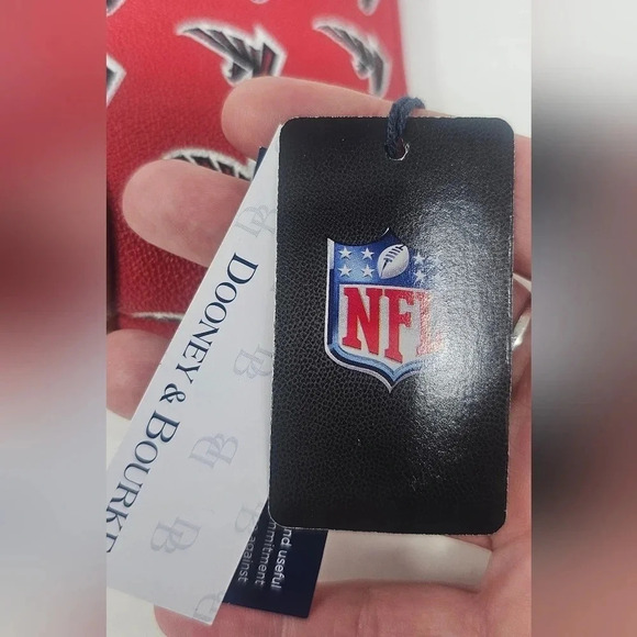 Dooney & Bourke Atlanta Falcons Cosmetic Bag Zippered Pouch 6.5 X 4 X 2 NWT - Picture 8 of 12